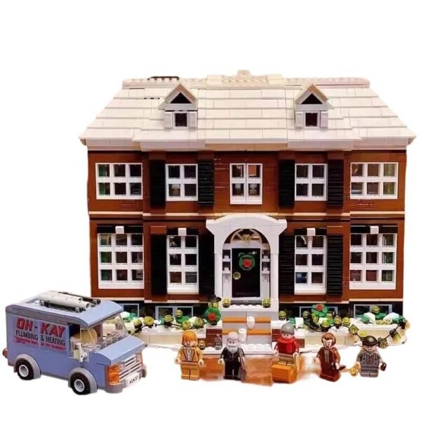 LEGO-compatible *Home Alone* building set model toy